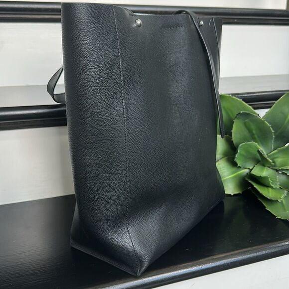 Rebecca Minkoff Genuine Leather Shoulder Tote Adjustable Snap Closure Spacious - Picture 6 of 12